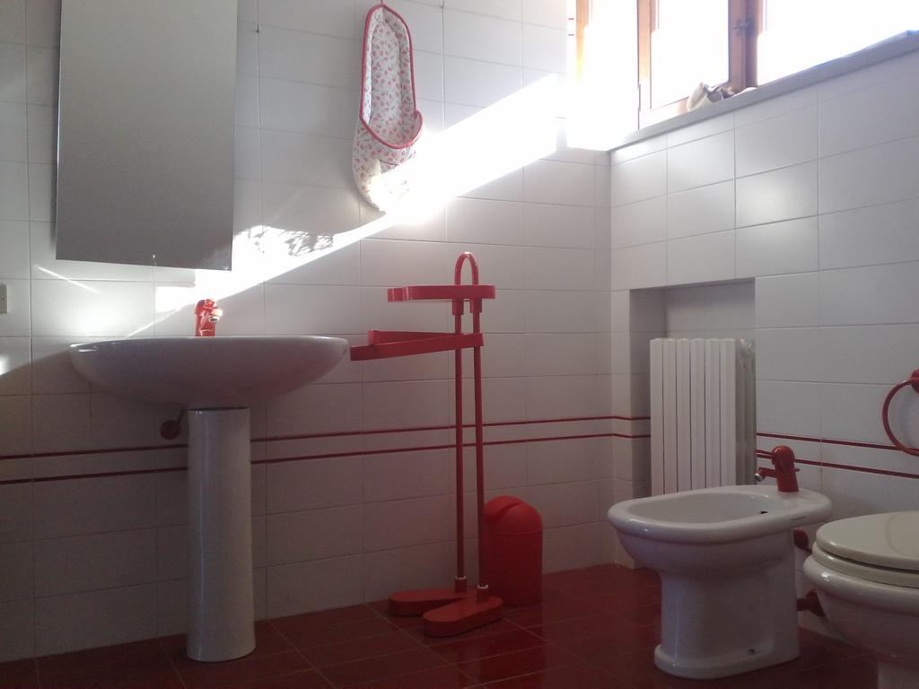 Brezza Affittacamere Montemarciano Room photo