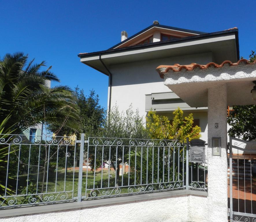 Brezza Affittacamere Montemarciano Exterior photo